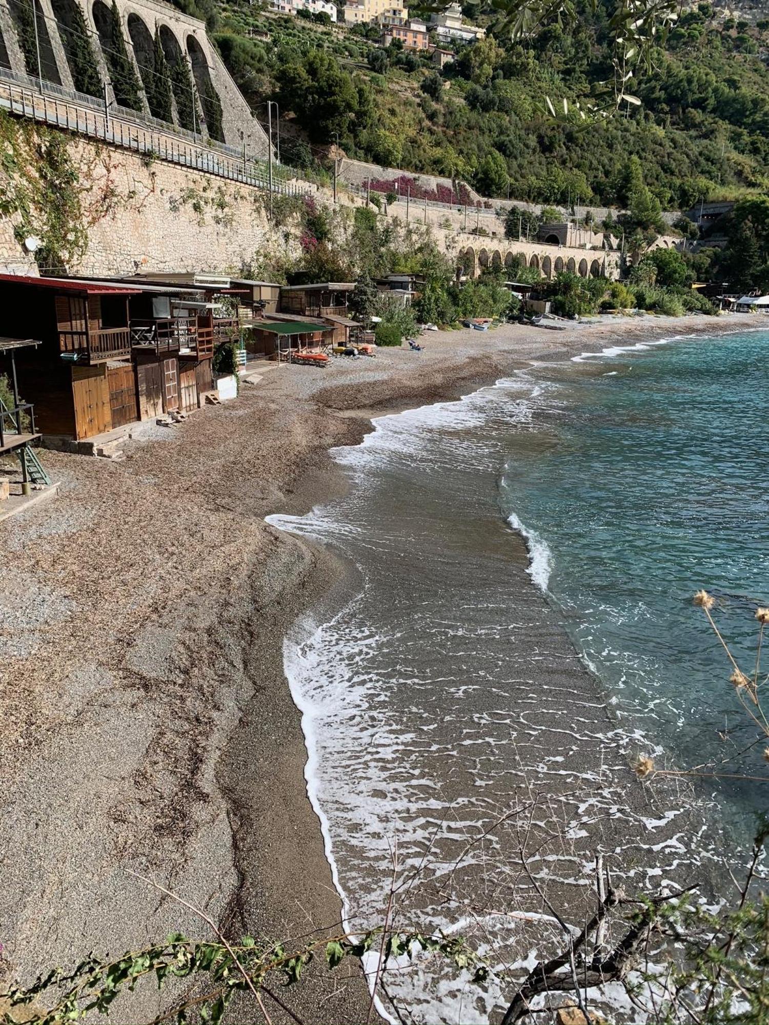 Casa Cele Centro Citta Vista Mare Lägenhet Ventimiglia Exteriör bild