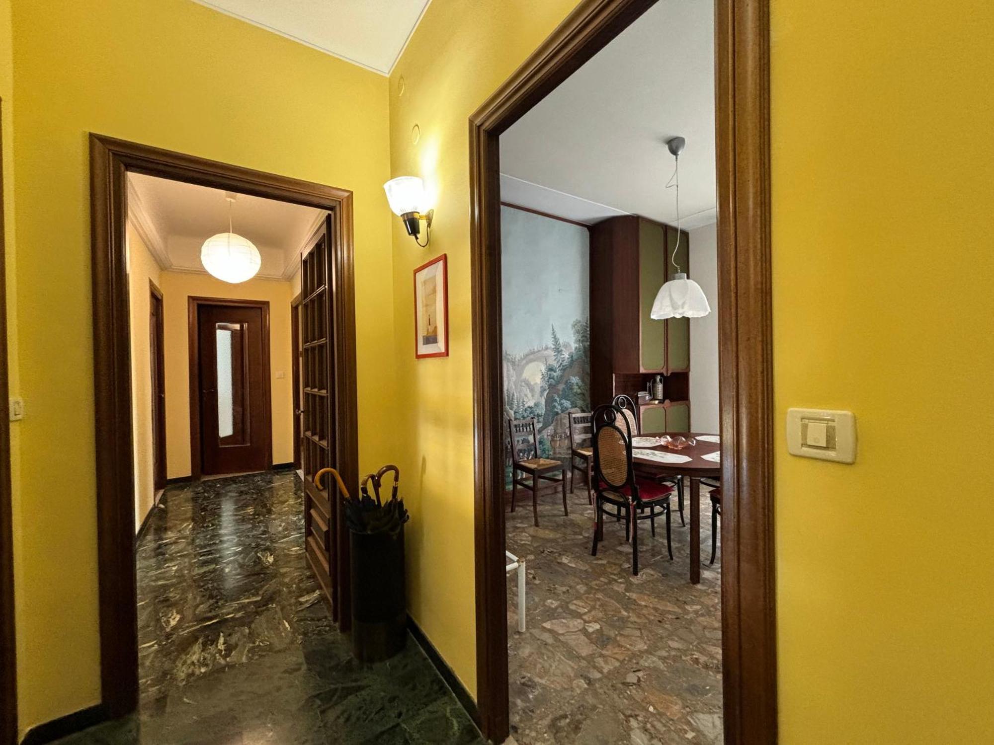 Casa Cele Centro Citta Vista Mare Lägenhet Ventimiglia Exteriör bild