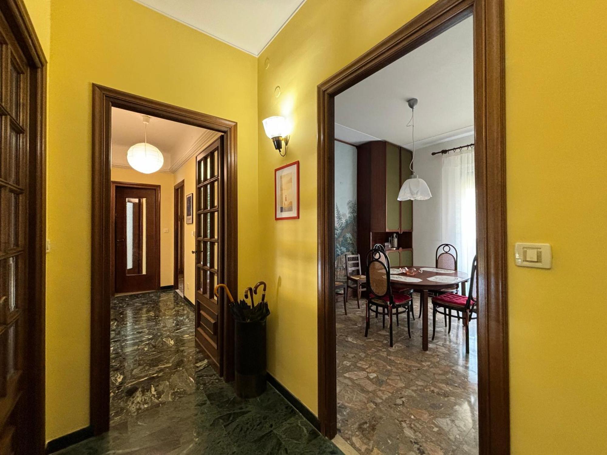 Casa Cele Centro Citta Vista Mare Lägenhet Ventimiglia Exteriör bild
