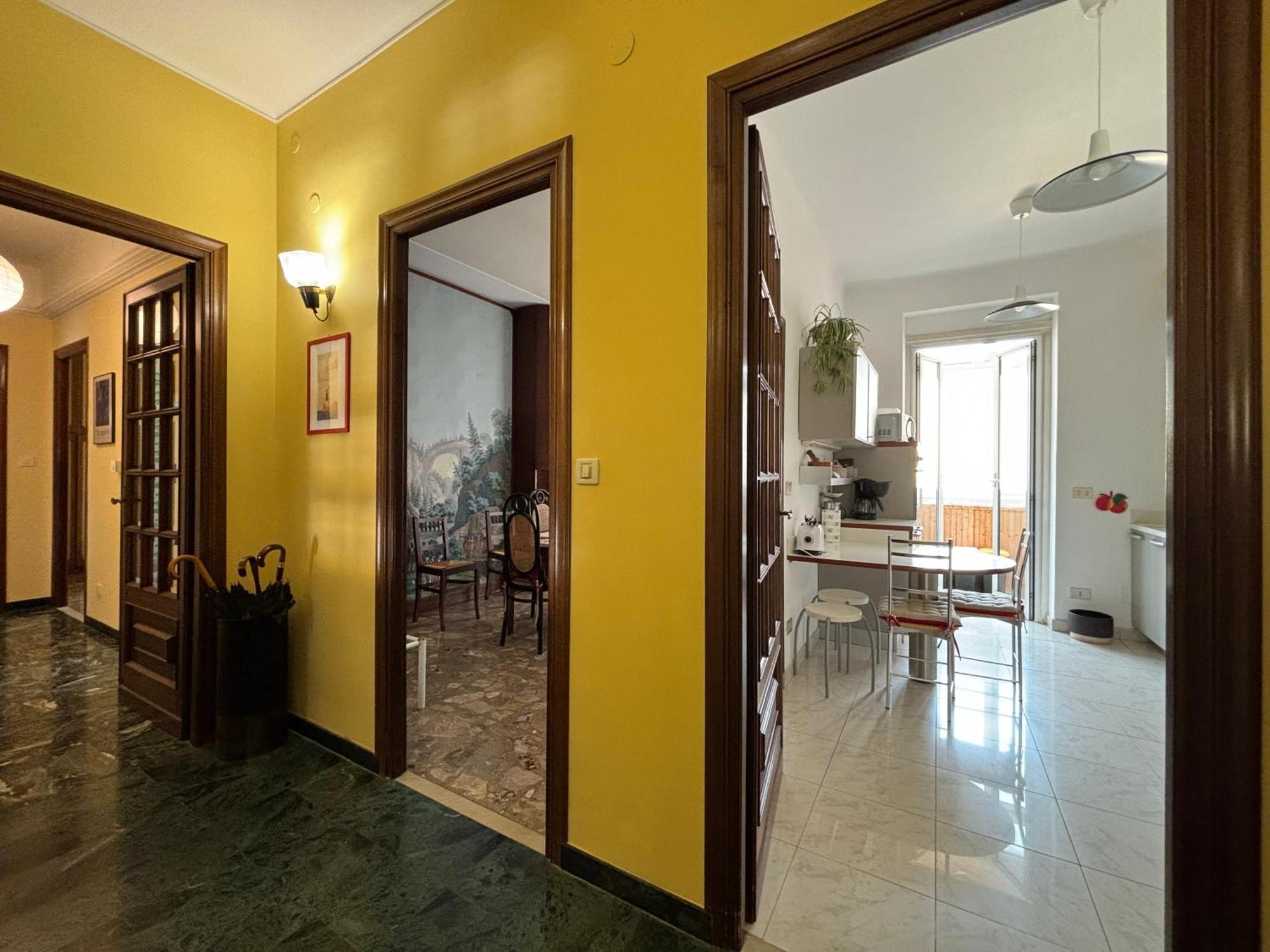 Casa Cele Centro Citta Vista Mare Lägenhet Ventimiglia Exteriör bild