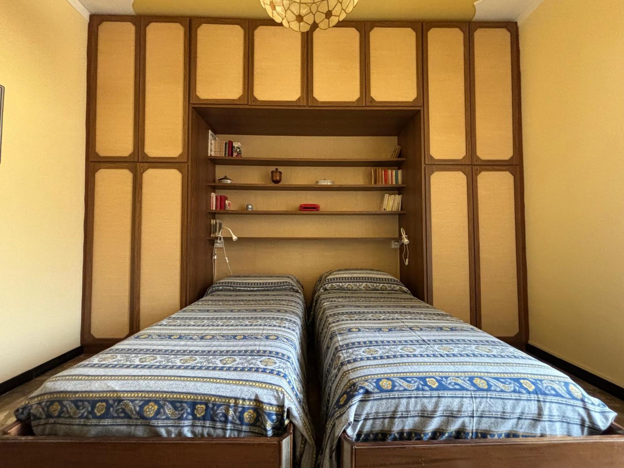 Casa Cele Centro Citta Vista Mare Lägenhet Ventimiglia Exteriör bild